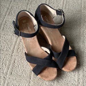 Toms Wedge shoes